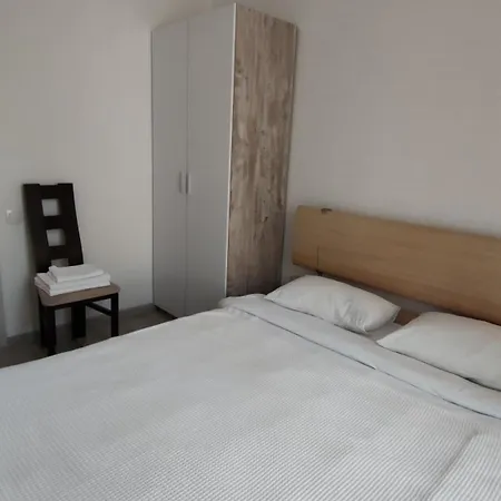 Flat In The Center Apartment