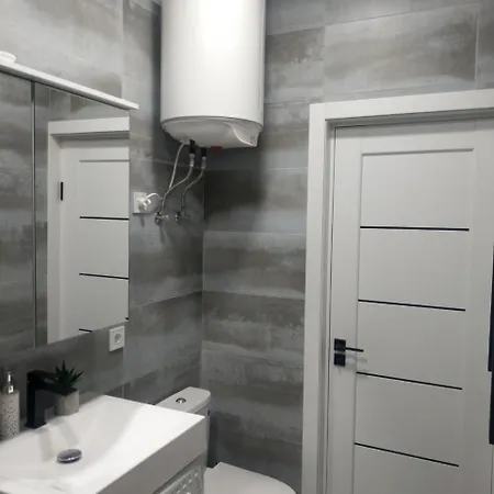 Flat In The Center * Odesa